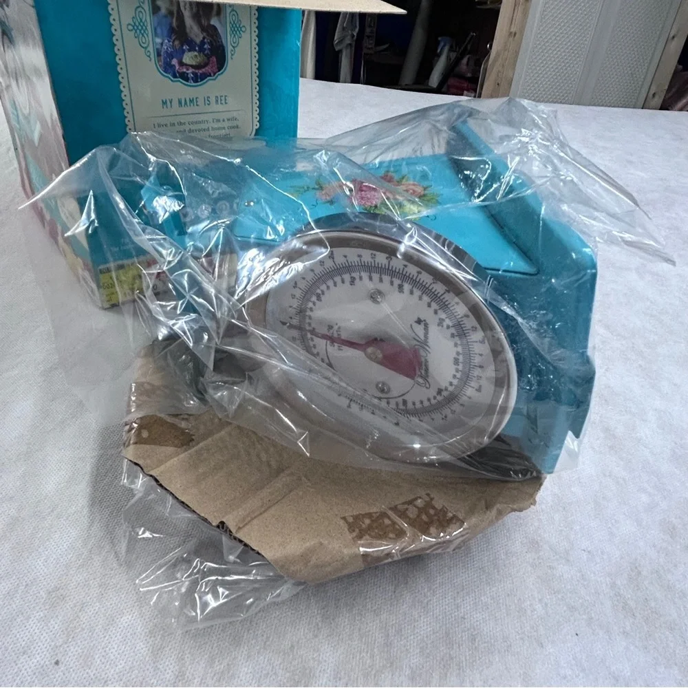 The Pioneer Woman Sweet Rose‎ Mini Analog Scale